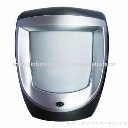 Solar power supply, outdoor waterproof spot alarm system with LED flash/sound